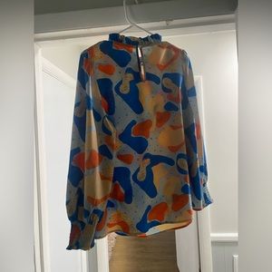 Women’s size Small boutique top!